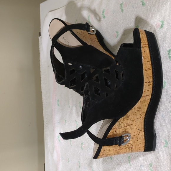 Franco Sarto Sandals - Picture 3 of 5